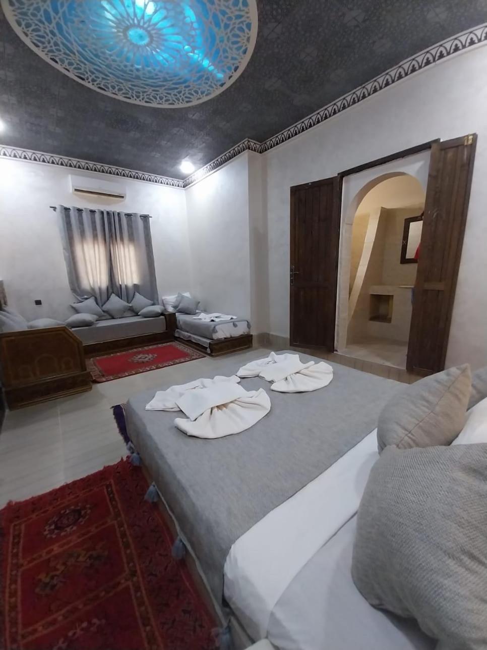 Hotel Cafe Du Sud Мерзуга Экстерьер фото