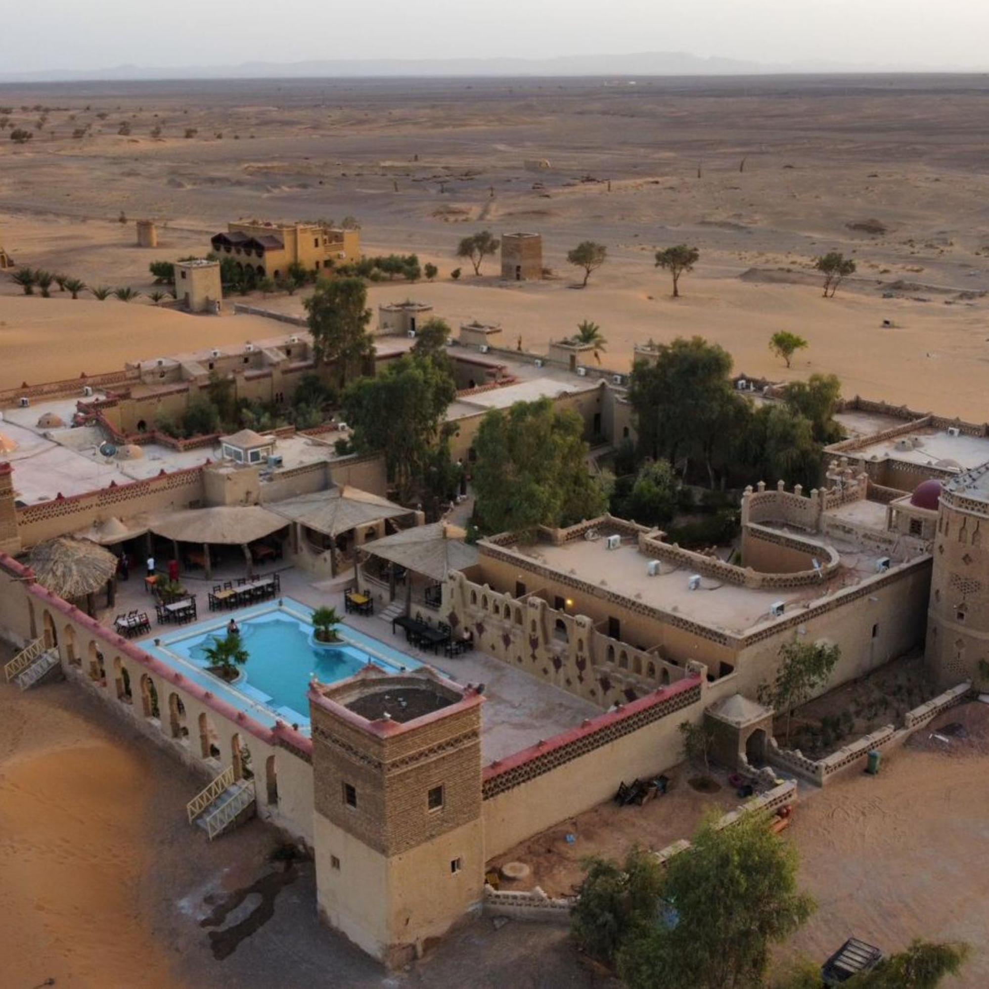 Hotel Cafe Du Sud Мерзуга Экстерьер фото